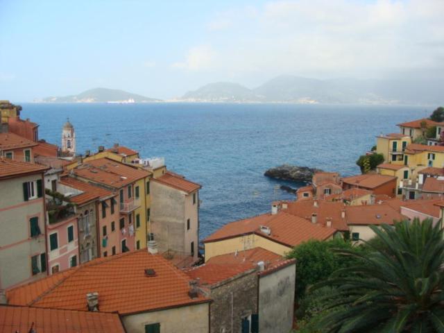 Albergo Delle Ondine Tellaro Exterior photo